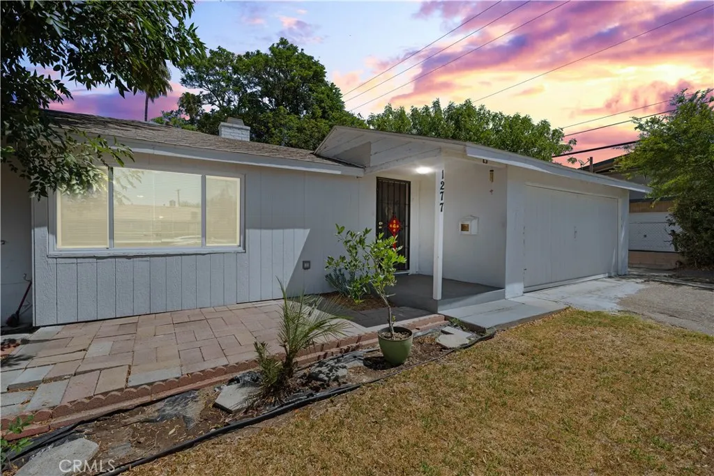 1277 Mindo Drive