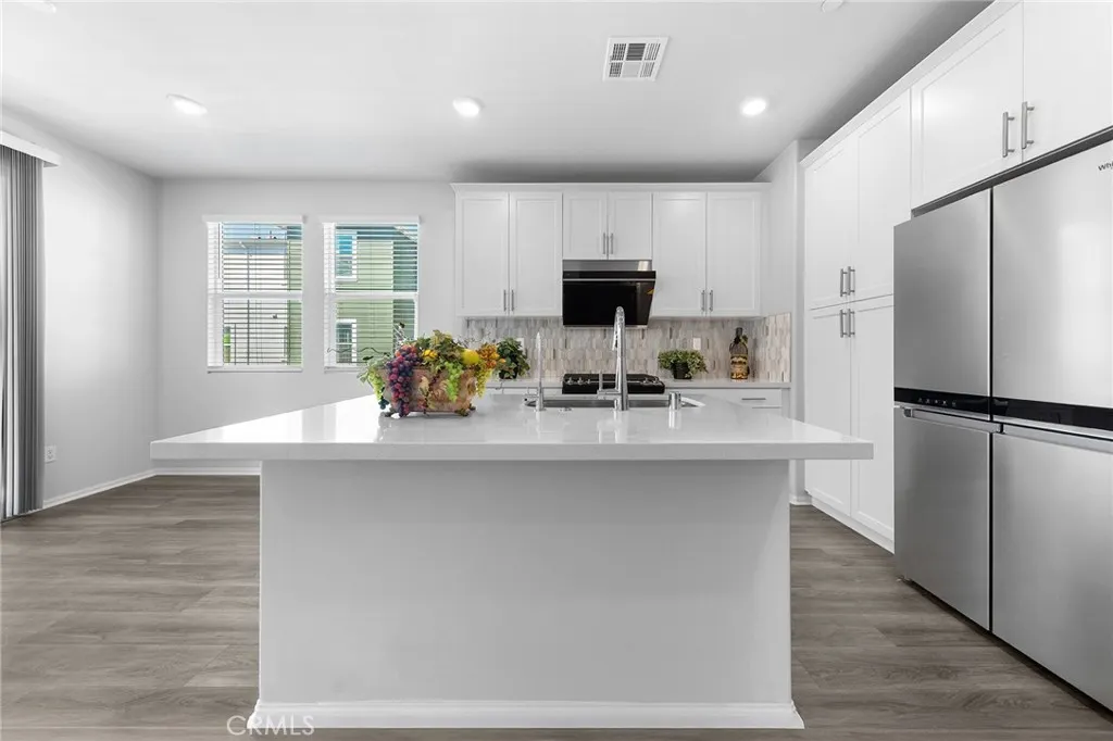 1626 Cayton Loop