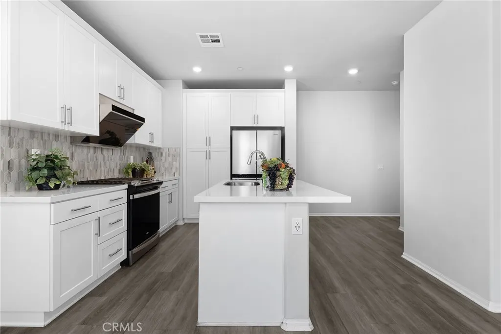 1626 Cayton Loop