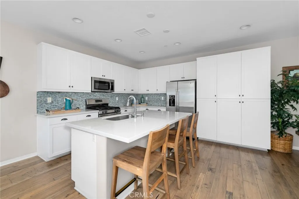 234 Promenade Street