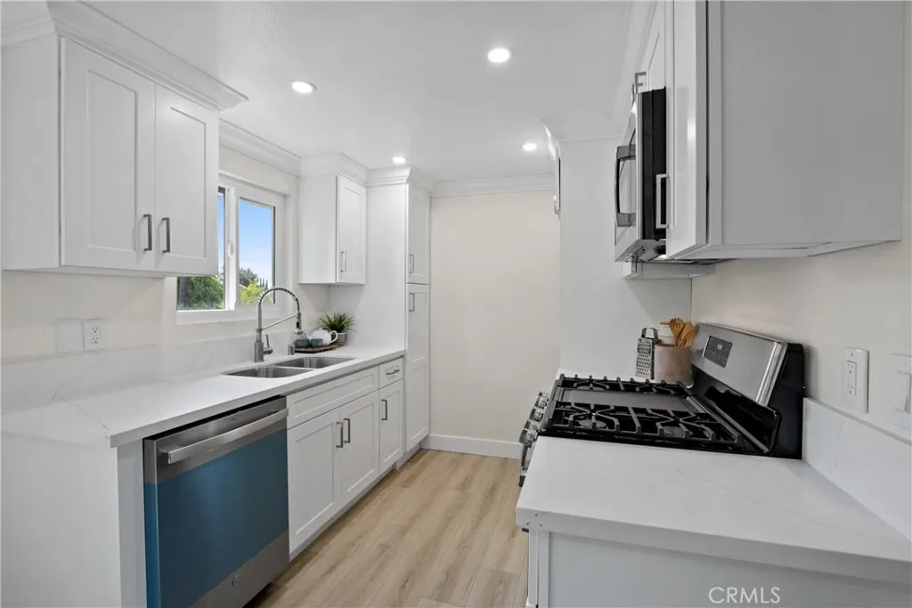 3082 Shasta Street, #4