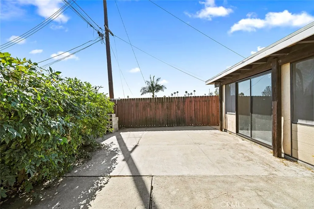 312 Faxina Avenue
