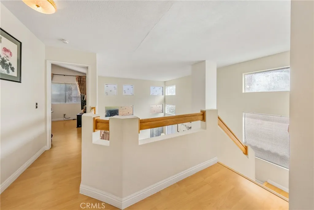 827 Oakhurst Drive