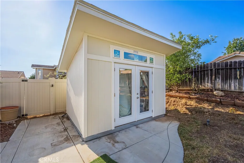 1161 Oakengate Drive