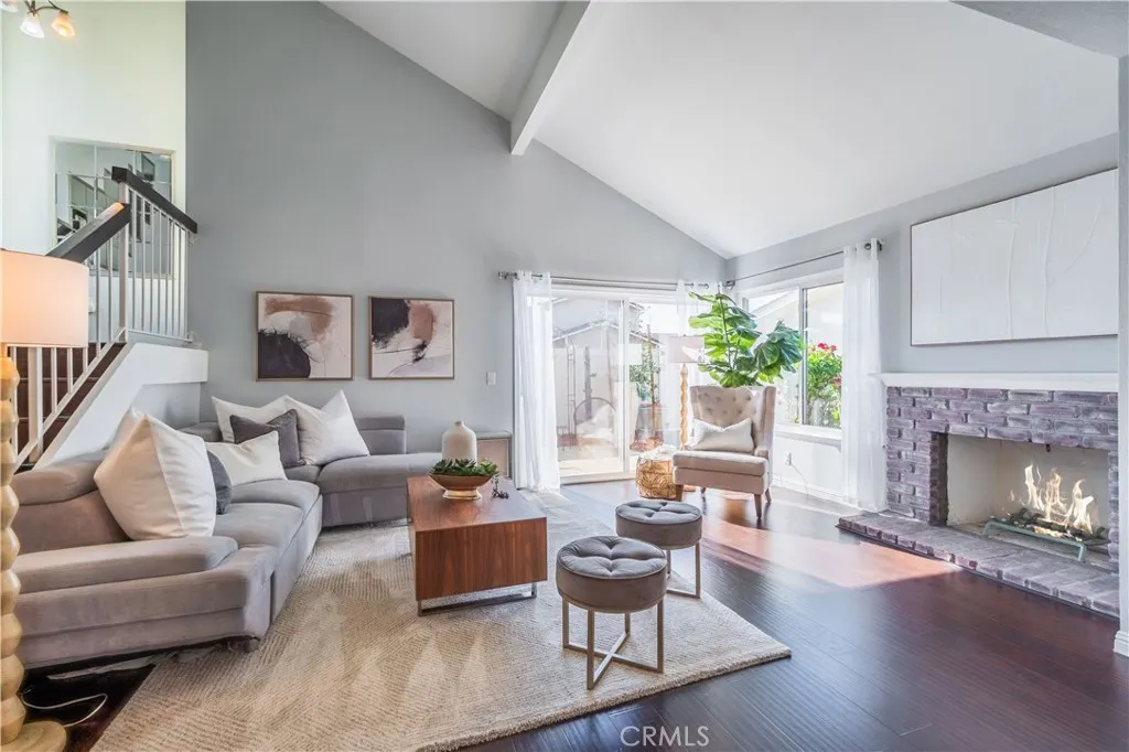 1161 Oakengate Drive