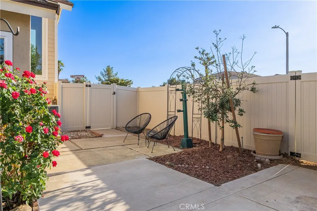 1161 Oakengate Drive