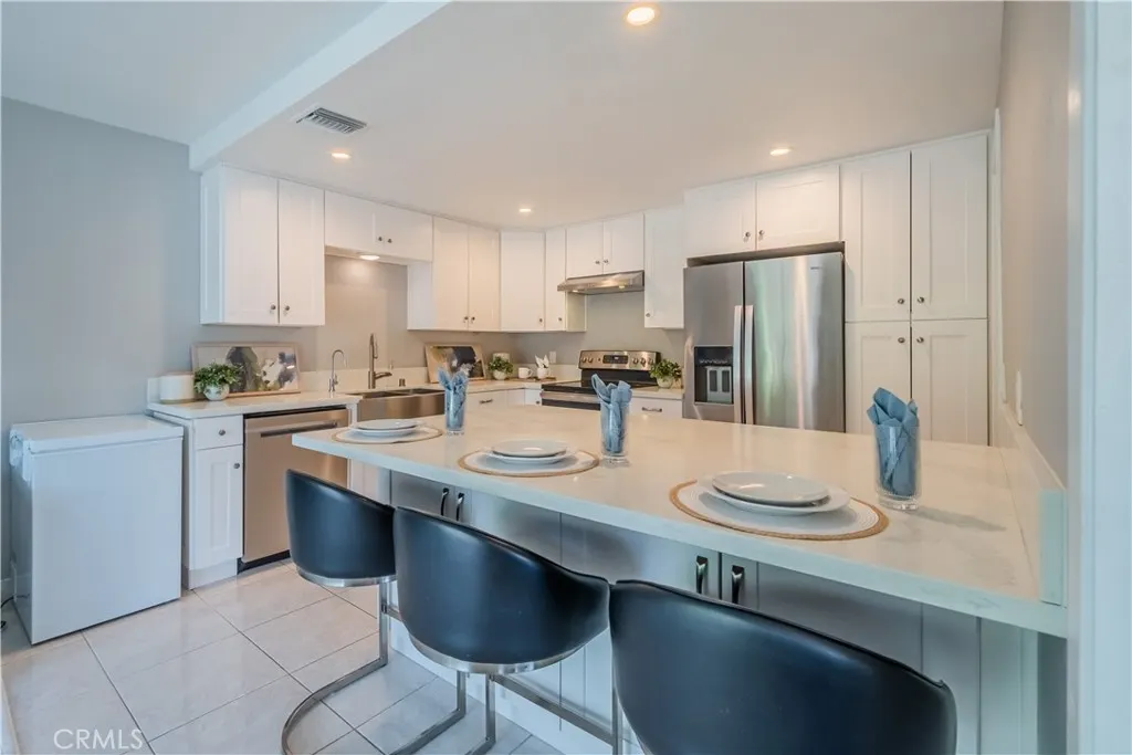 1161 Oakengate Drive
