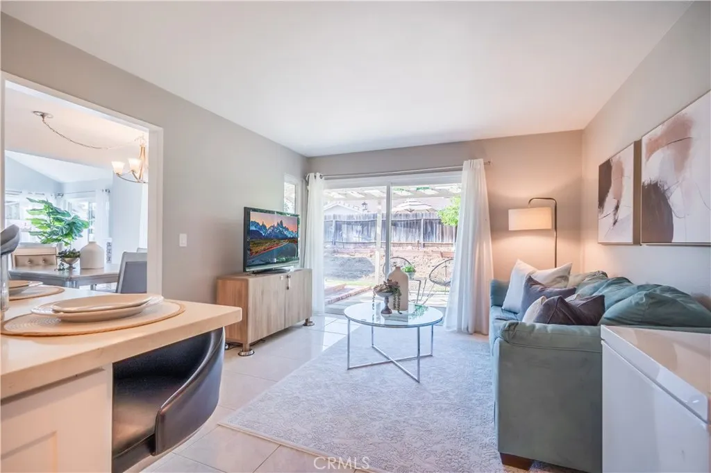 1161 Oakengate Drive