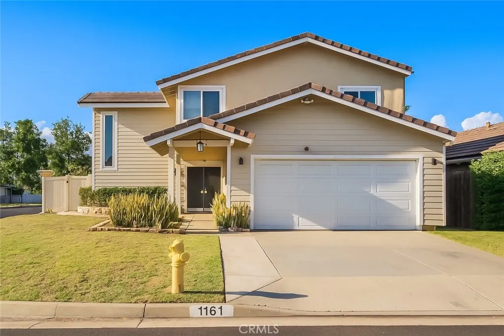 1161 Oakengate Drive