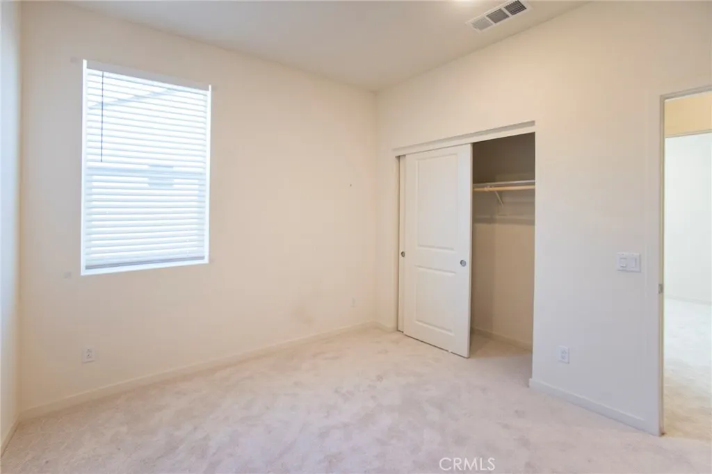 3672 S Brunswick Paseo
