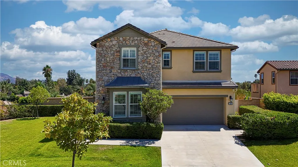 1336 N Macneil Drive