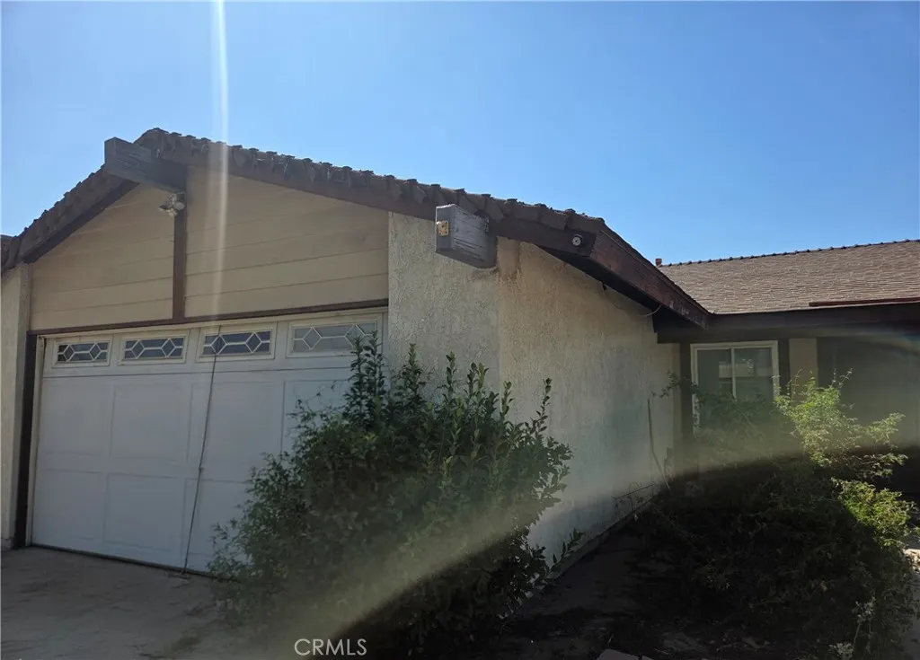 554 E Fairfield Court