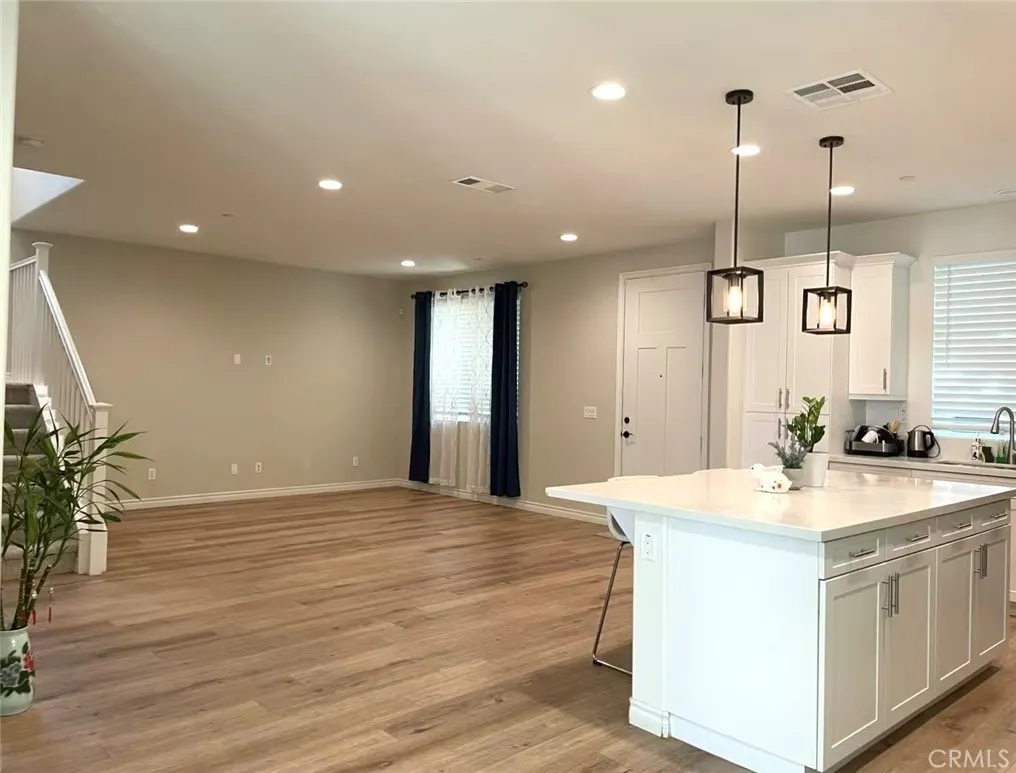 15917 MENTZ Court
