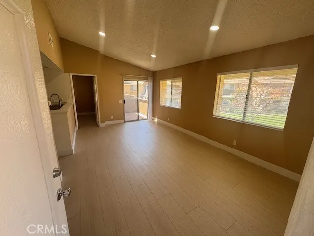 3635 OAK CREEK