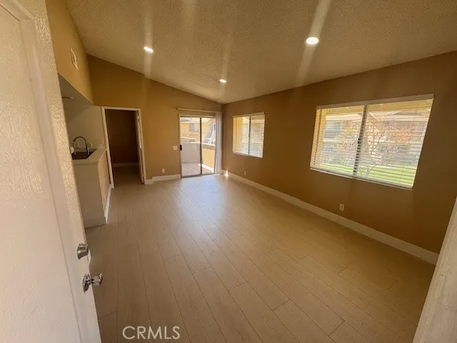 3635 OAK CREEK