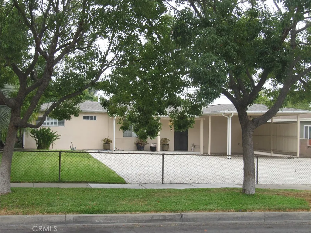 814 N Cucamonga Avenue