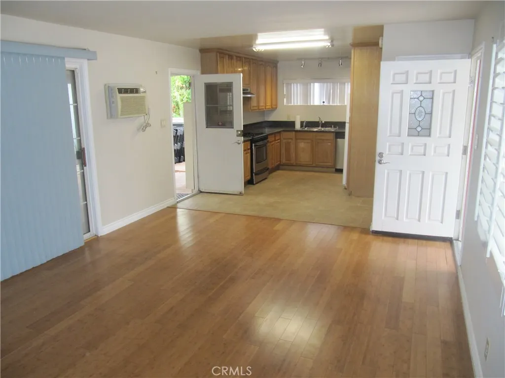814 N Cucamonga Avenue