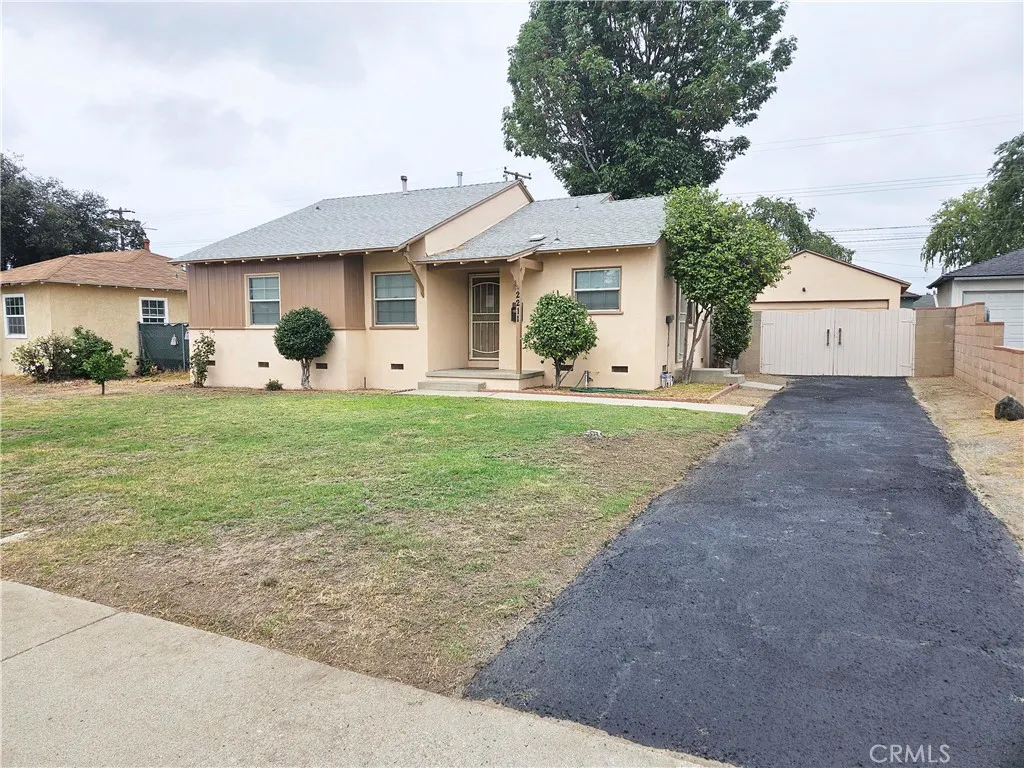 2211 Heather Way