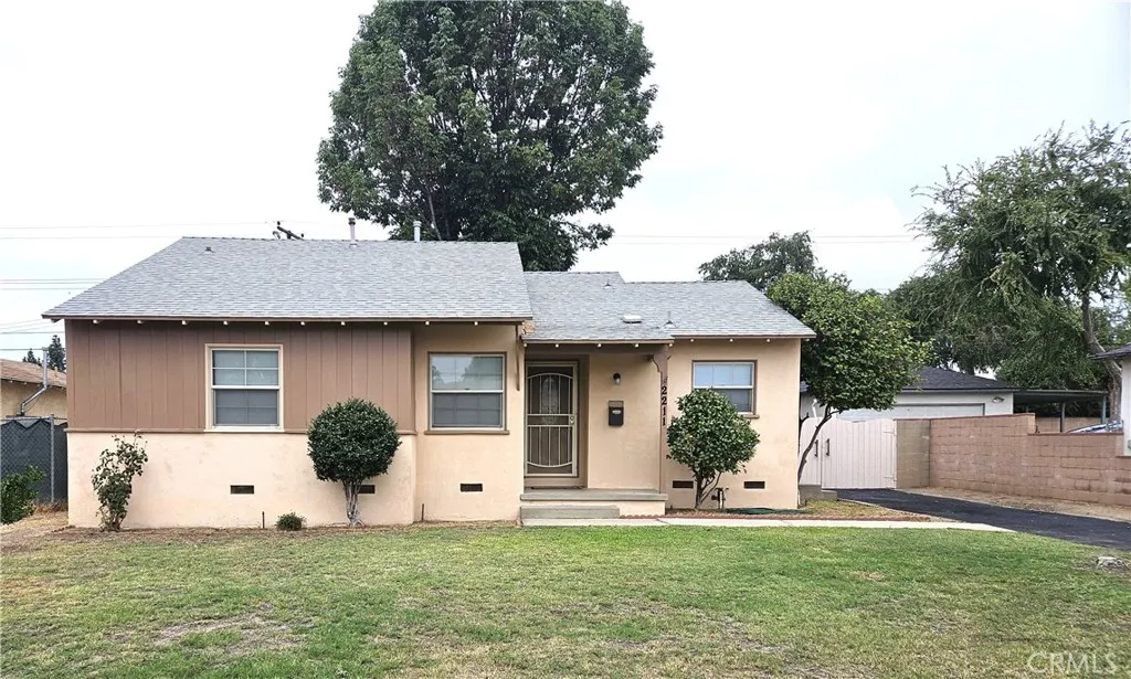 2211 Heather Way