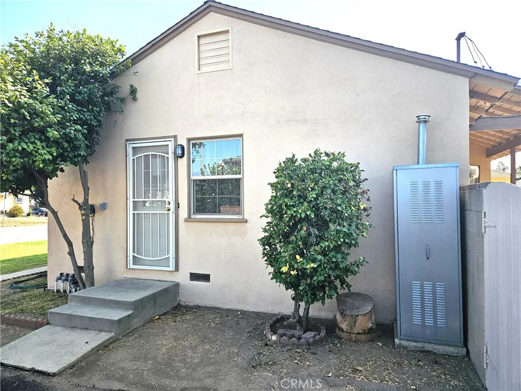 2211 Heather Way