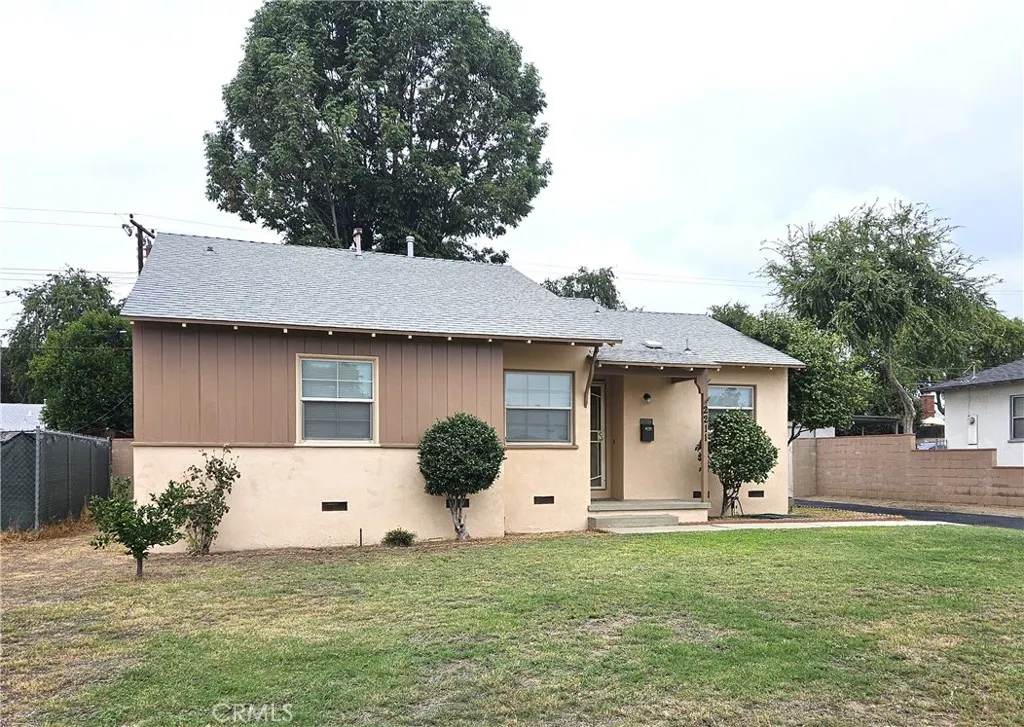 2211 Heather Way