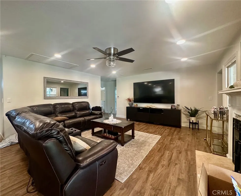509 W Heber