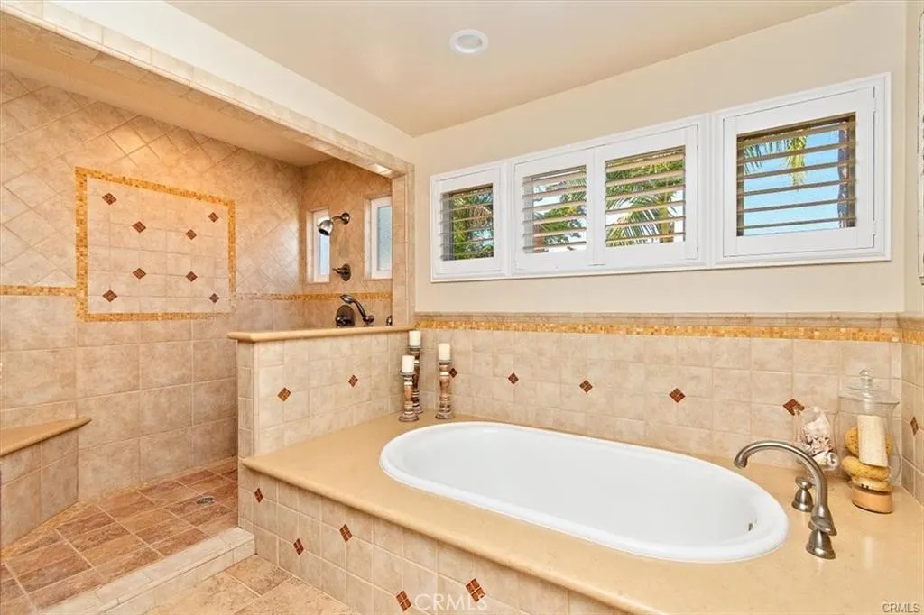 509 W Heber