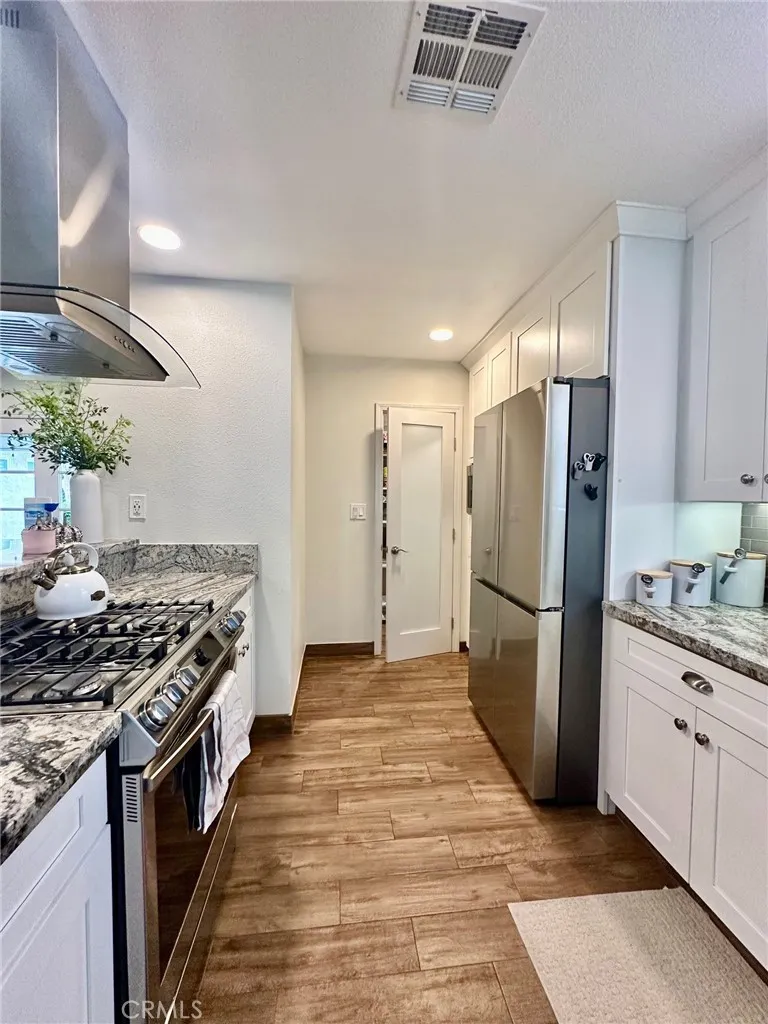 509 W Heber