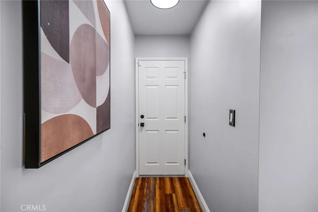 814 Crestfield