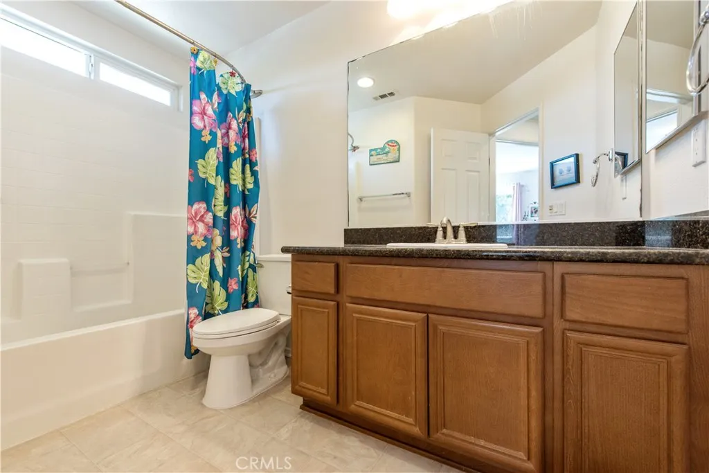 1828 Scenic View Circle