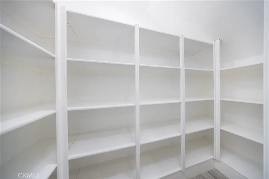 1456 W 11th