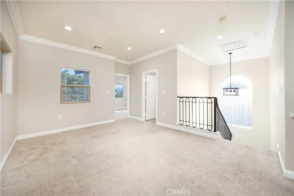 1456 W 11th