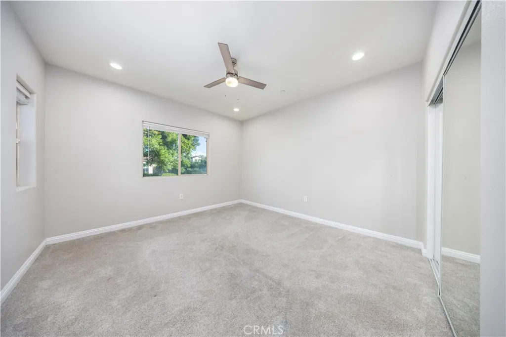 1456 W 11th