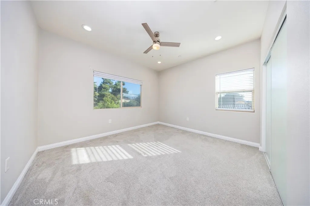 1456 W 11th
