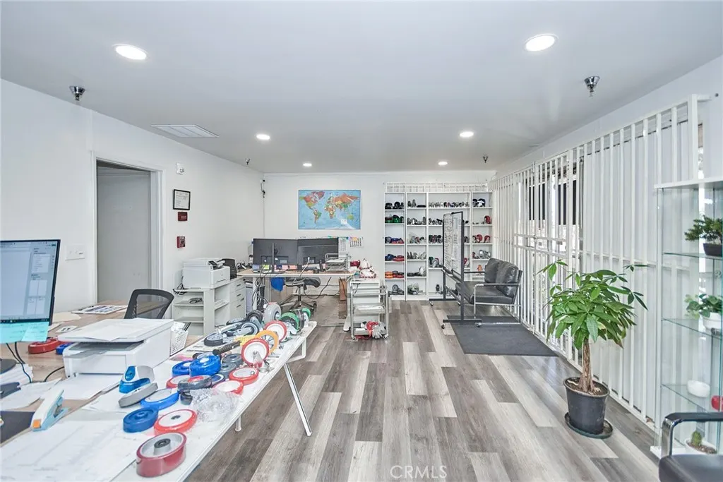 536 N Vincent