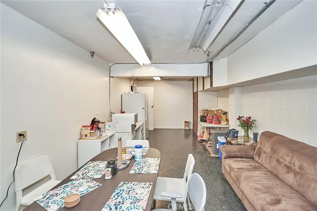 536 N Vincent
