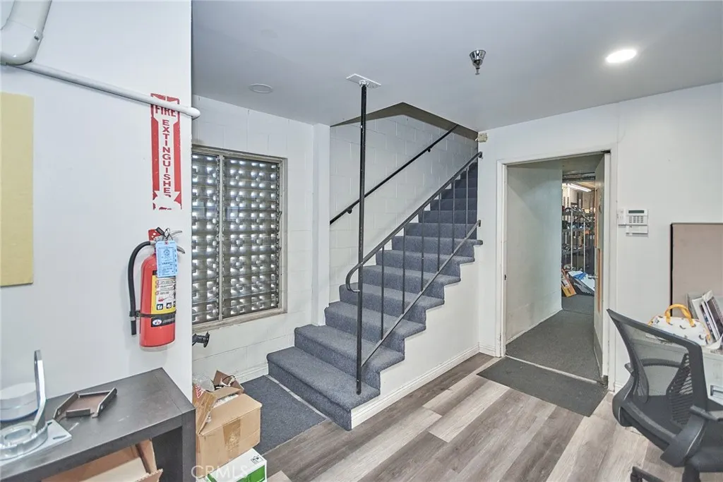 536 N Vincent
