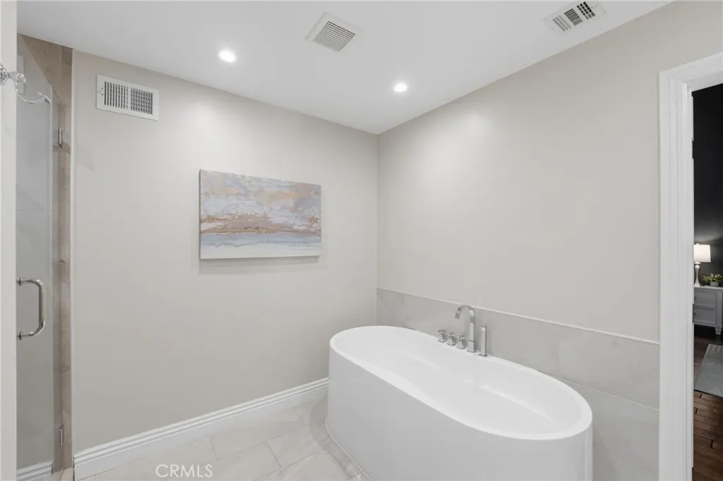 940 N Silent Ranch Drive