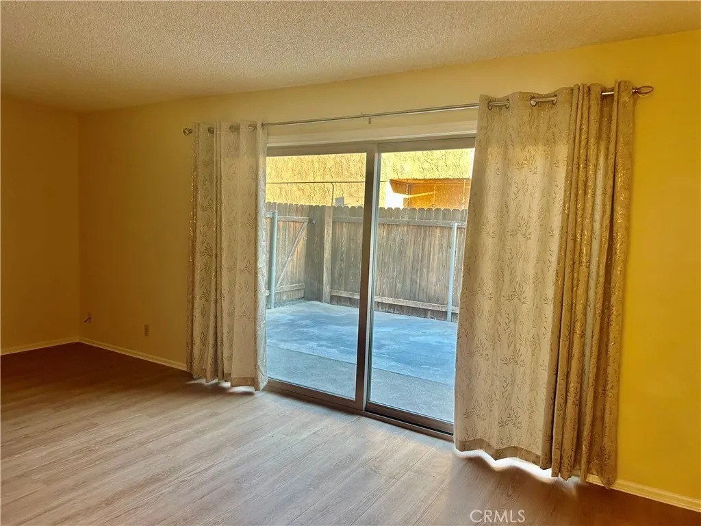 1008 Las Lomas Unit C