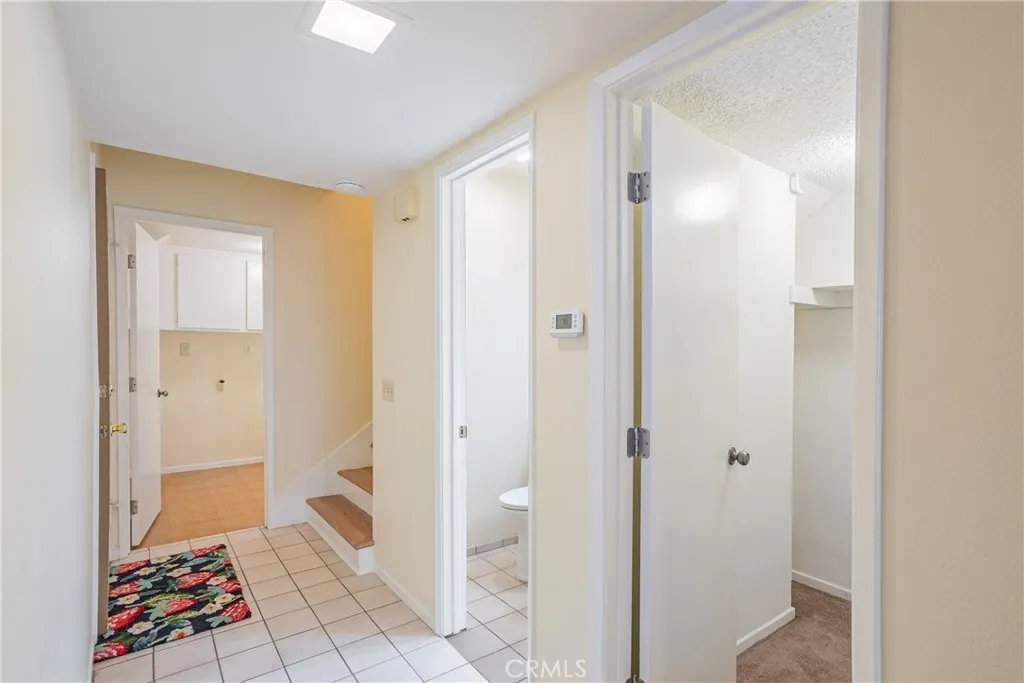1008 Las Lomas Unit C