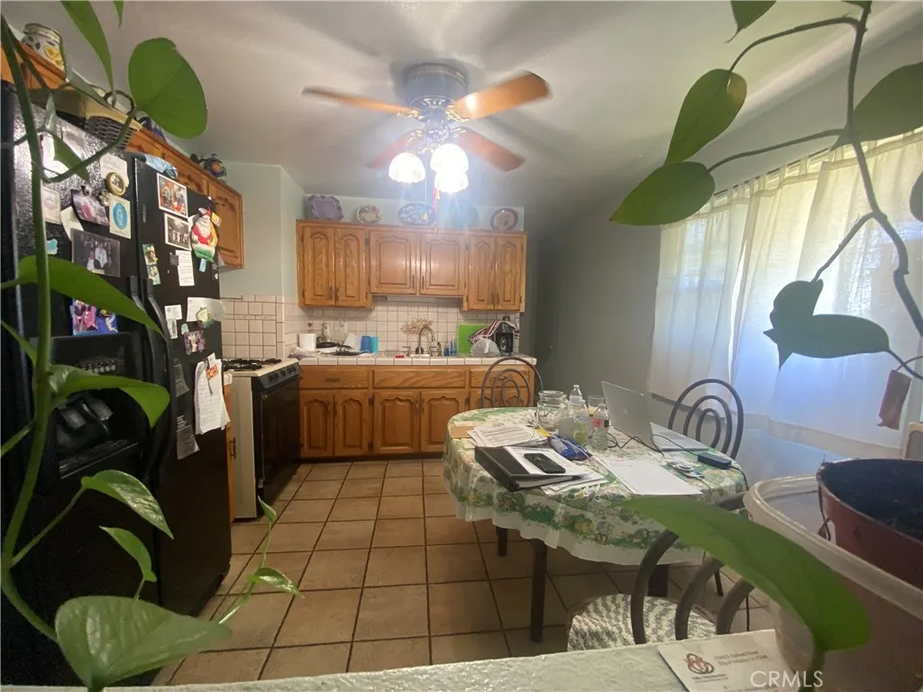 550 Whiteford