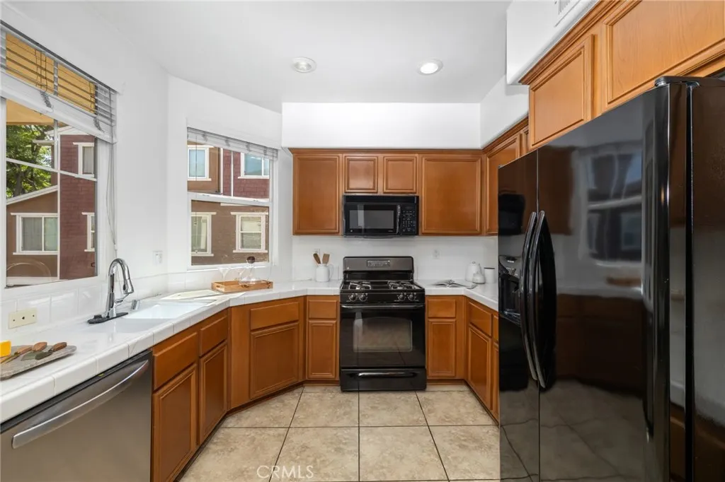 1556 Ledgestone Lane