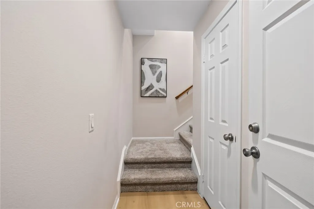 1556 Ledgestone Lane