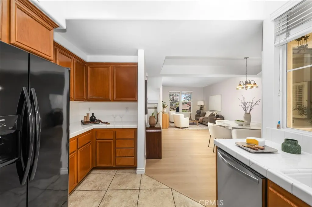 1556 Ledgestone Lane