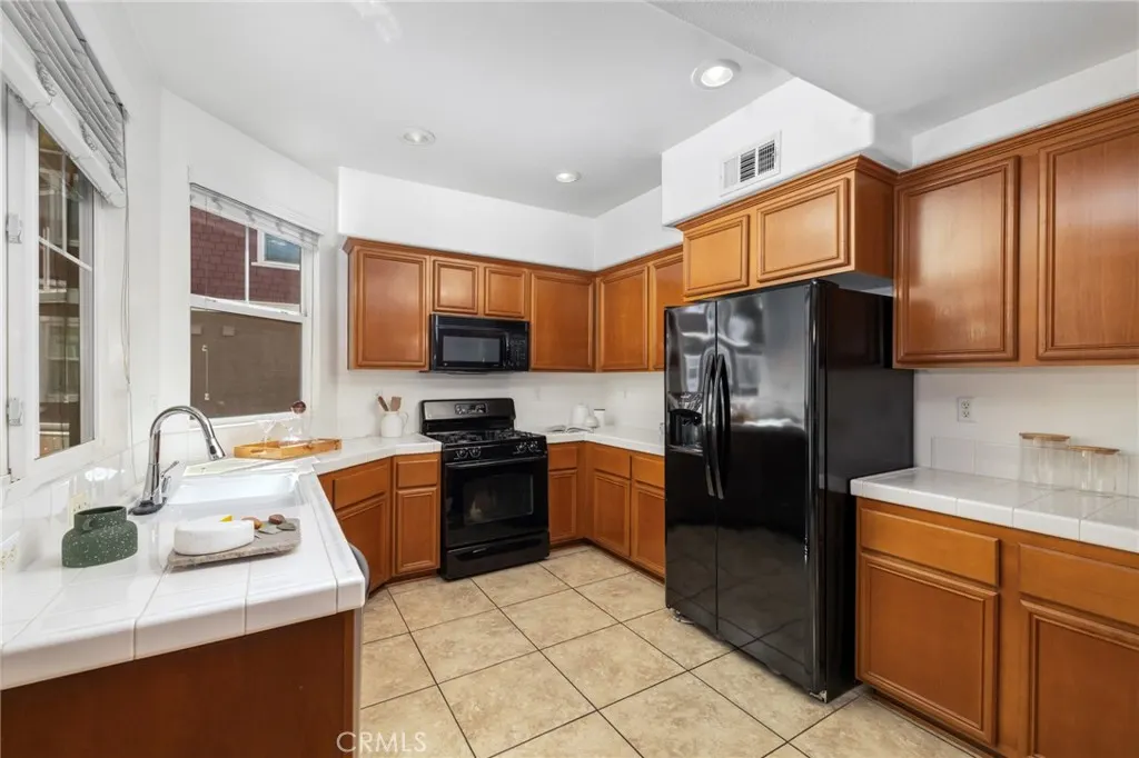 1556 Ledgestone Lane