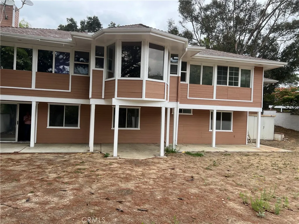 5620 Carbon Canyon
