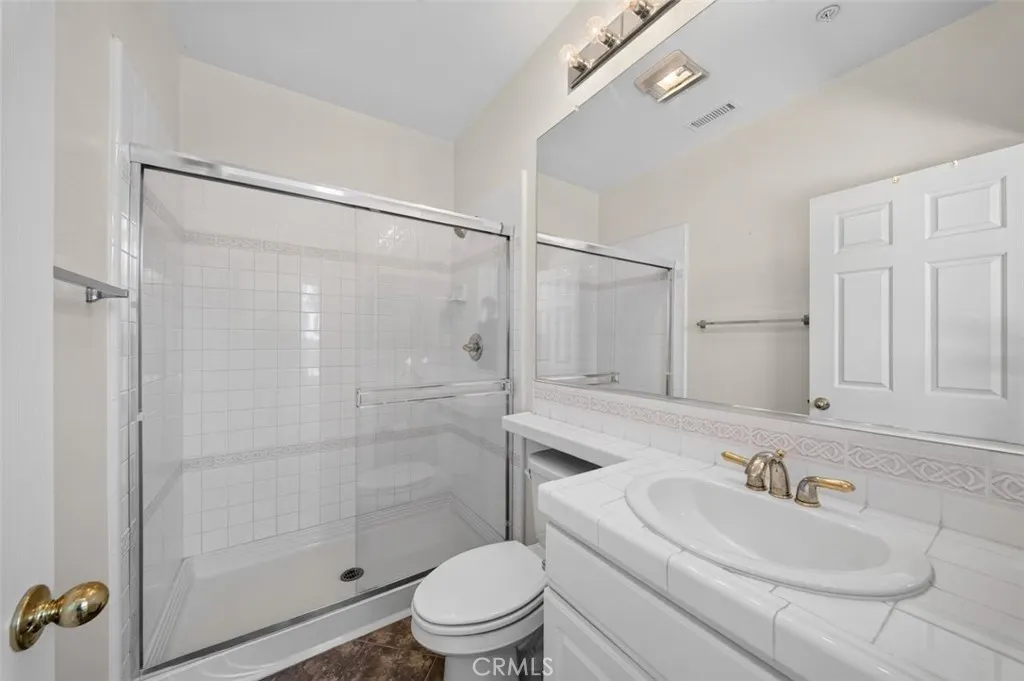 2420 Vista Del Sol