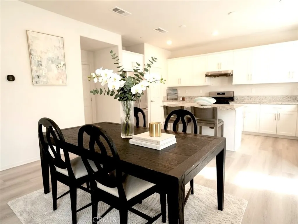 2111 Rio Grande