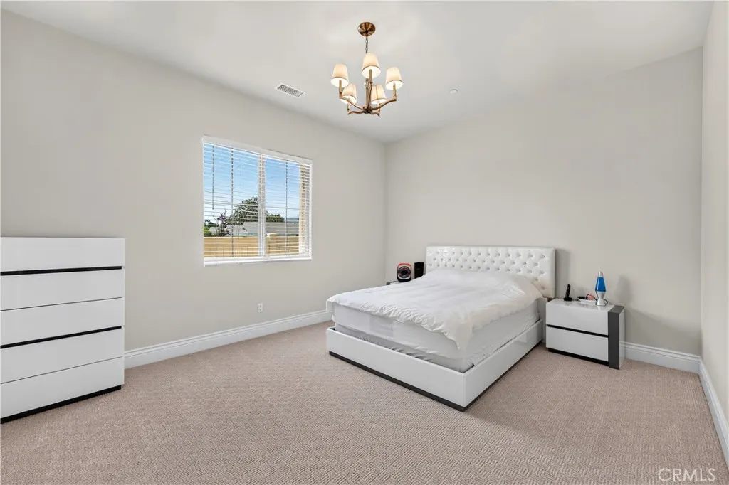1469 E Foothill Blvd
