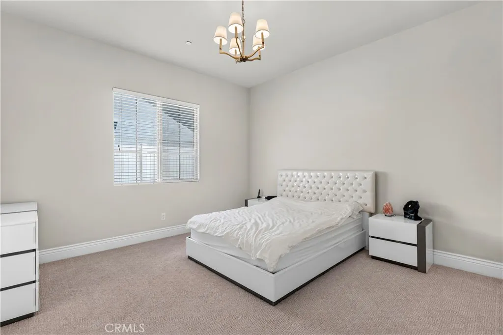 1469 E Foothill Blvd
